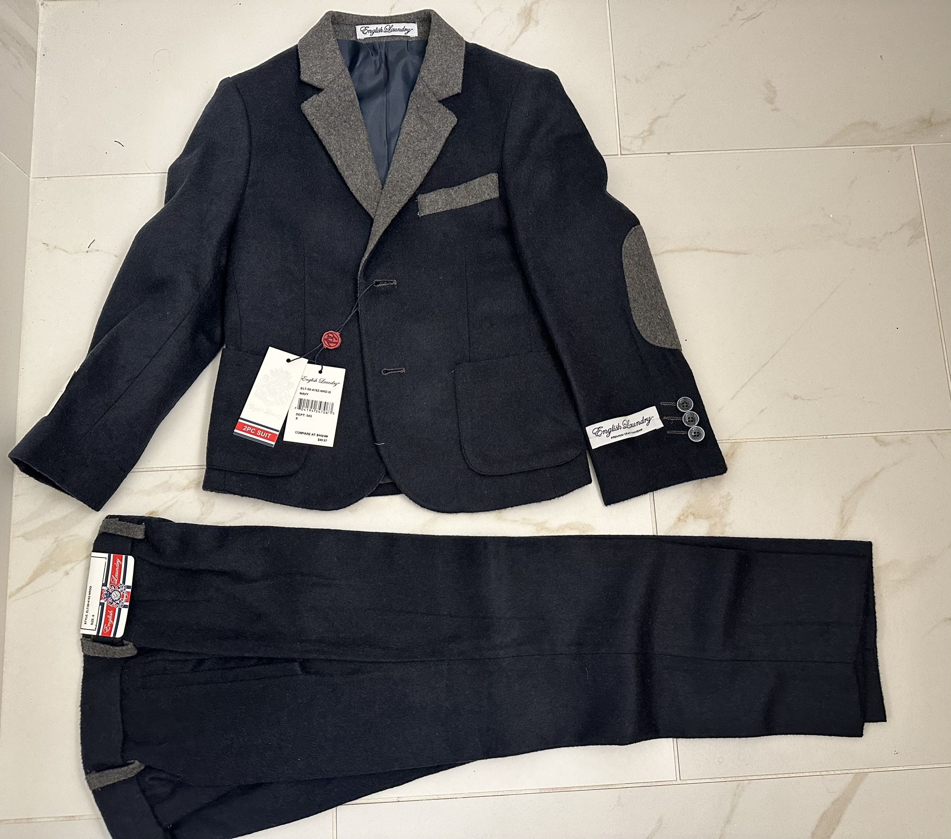Boys Suit Size: 6