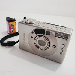 Canon Elph 2 Point & Shoot Film Camera 23-46mm 1:4.2-5.6 Silver, with Case

