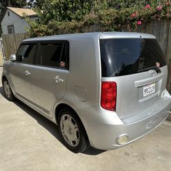 2008 Scion xB