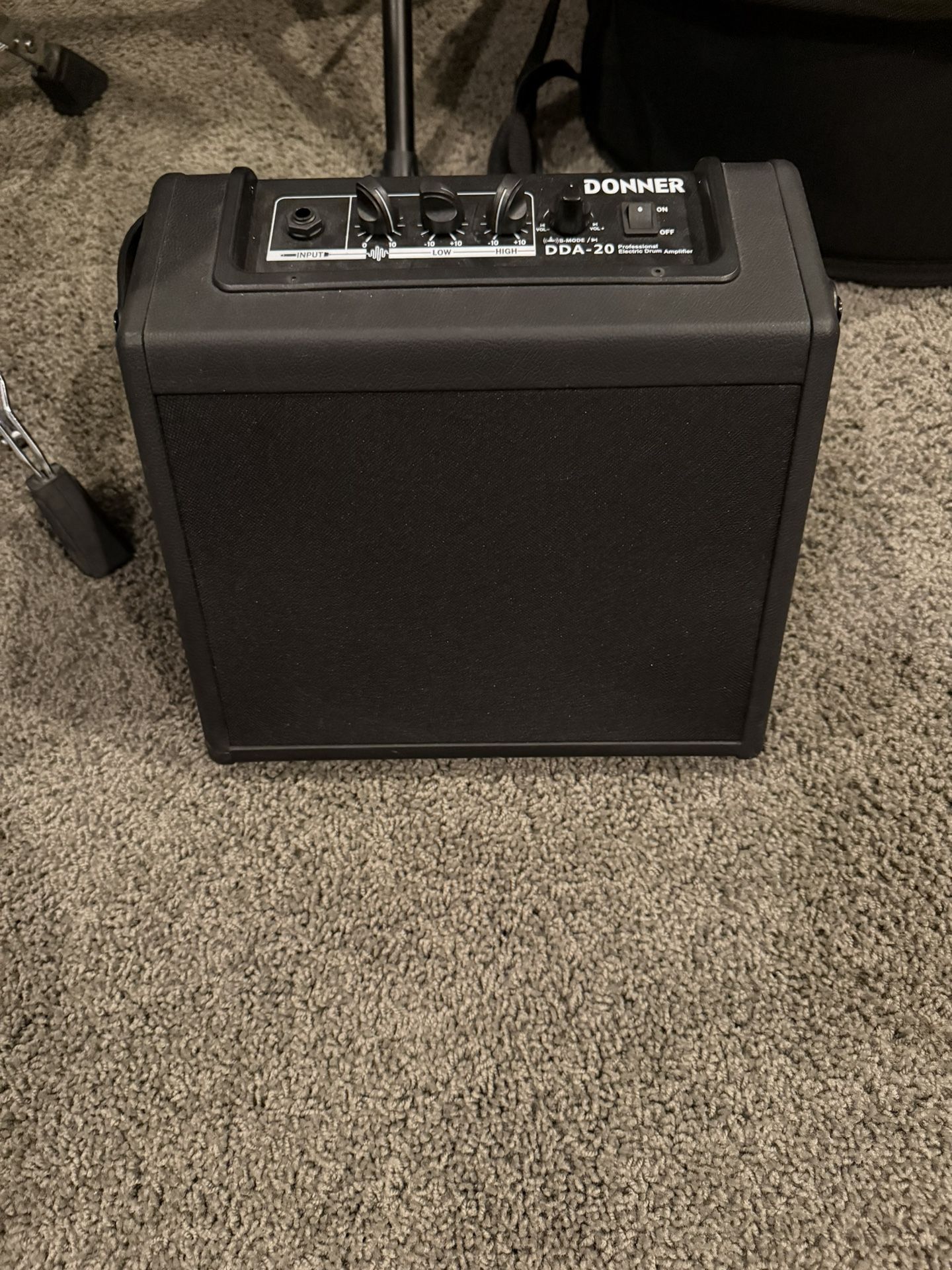 Donner DDA 20 Amp With Bluetooth