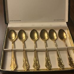 24k Gold Plated Flatware Vintage Janis Collection Demitasse Spoons Set of Six (6) Made in Sweden. Very Nice Set