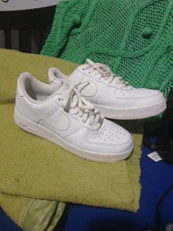 Nike Air Force 1 Low (no box)