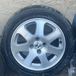 4 Rims With Tires 1 Si /3 Alloys 
