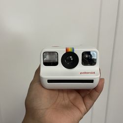 Polaroid Go Camera 