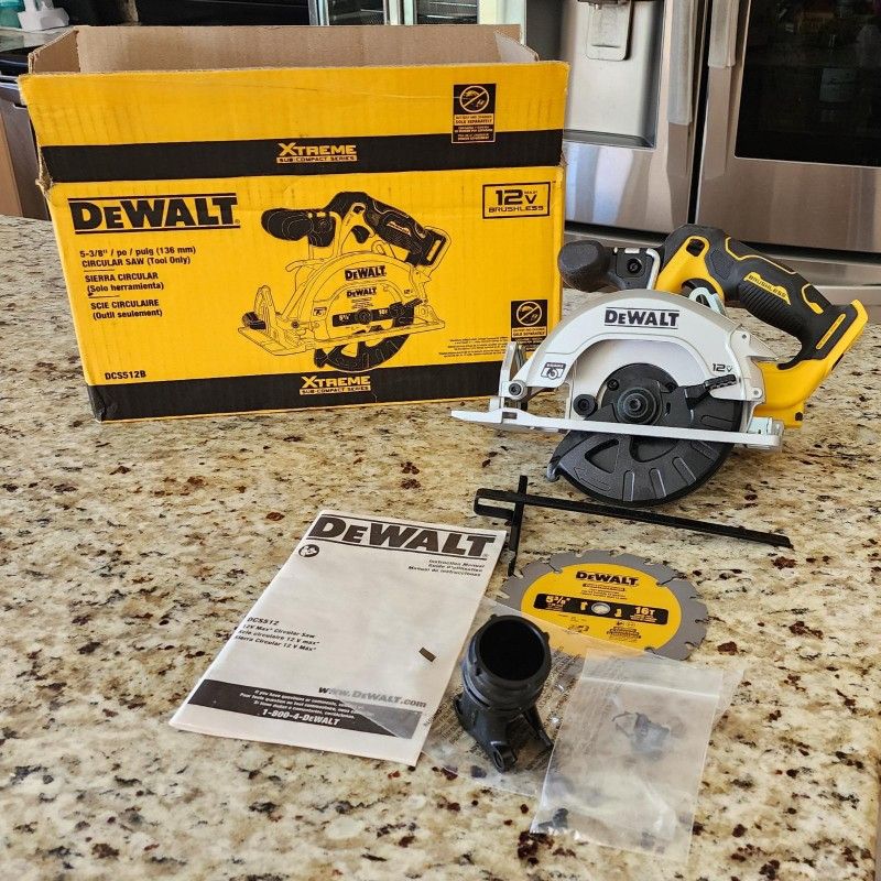 DEWALT XTREME™ 12V MAX BRUSHLESS 5-3/8" CIRCULAR SAW (Tool Only) (DCS512B)