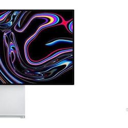 Ideal Condition Apple Pro Display XDR 32" IPS LCD 6K - Standard glass w/ Apple Stand And THUNDERBOLT 3/4  CABLE