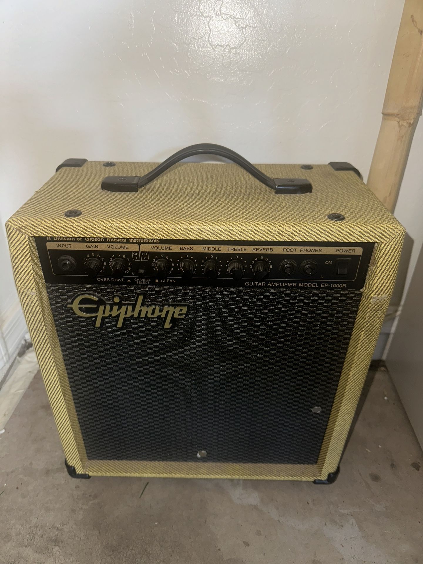 Epiphone Amp EP-1000R