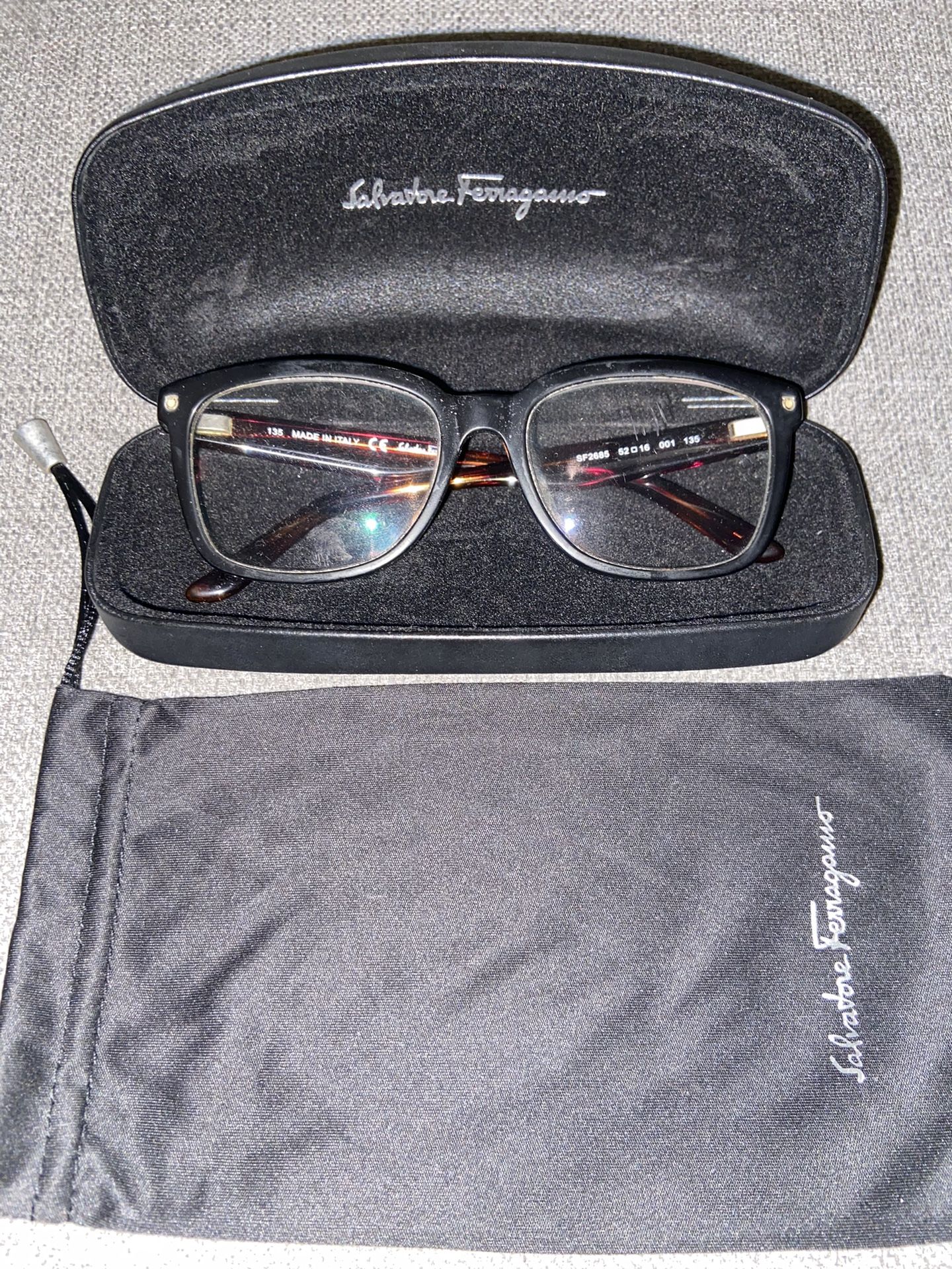 Ferragamo frames discount sf2685