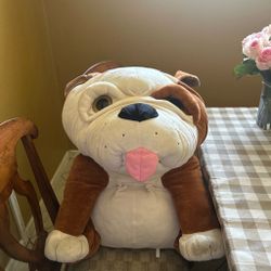big brown plushie dog
