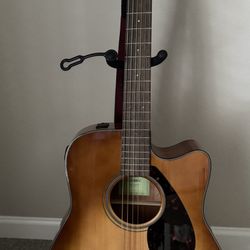 Yamaha FGX 800C Guitar 