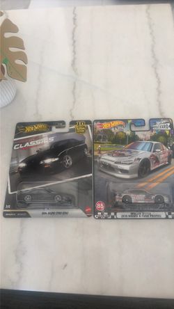 Hot wheels Nismo  Lot of 2