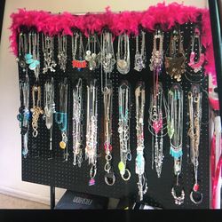 Paparazzi Jewelry- Going Out Of Business 