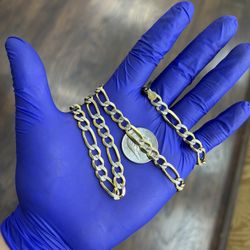 14K Gold Fígaro Chain 24”