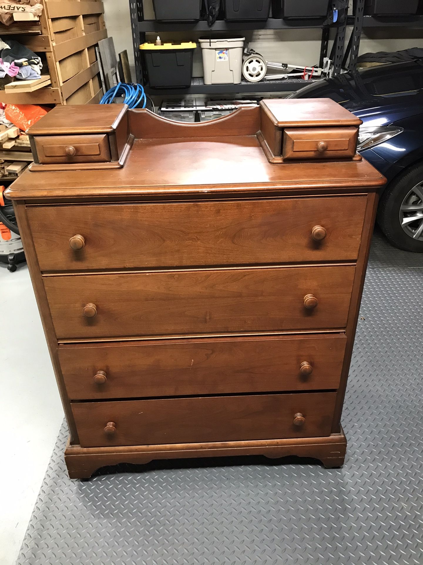 Vintage solid wood antique dresser for Sale in Edgewood, WA OfferUp