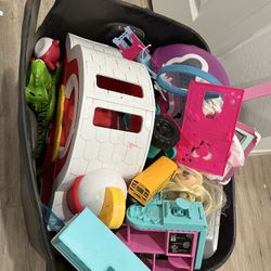 Toys And Girls Closet 