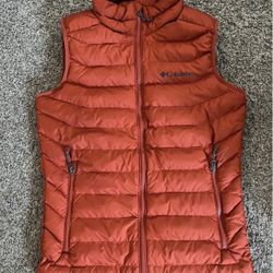 Columbia Puffer Vest