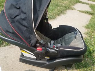 CarSeat with Base Good Condition $20.00 up to 35Ibs