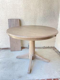 WAYFAIR ROUND DINING ROOM TABLE DRIFT WOOD FINISH W/ LEAF EXTENSION