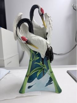 Franz Porcelain “Harmony Red Crested Crane” Limited Edition vase, model FZ01976.