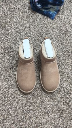 Ugg mini boots, Size 8
