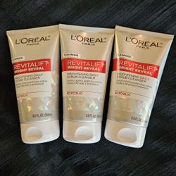 $3 Each (2 Available) L'Oreal Revitalift Bright Reveal Cleanser 5oz