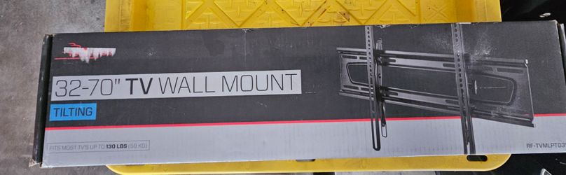 Rocket Fish Tilting Mount 32-75 inch tvs