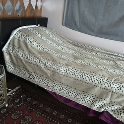 Twin size bed with mattress