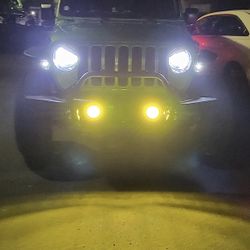 880 LED Fog Light Bulbs or DRL, 6000K Xenon White, 30W Super Bright, 885 893 899 Fog Light, Can-bus Error Free, Plug and Play Automobile Leds 