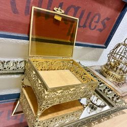 Gorgeous Antique 24K Gold-Plated Ormolu Jewelry Casket Box: Beveled Glass, Rose/Leaves Filigree, Footed with a Velvet Lining