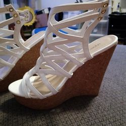 White sandal W/cork Heels