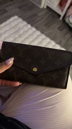 Real lv wallet  Sarah