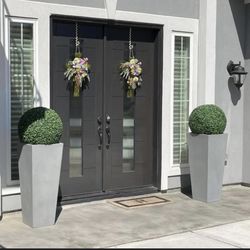 Topiary balls and planters