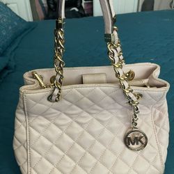 mk  quilted  purse with crossbody strap