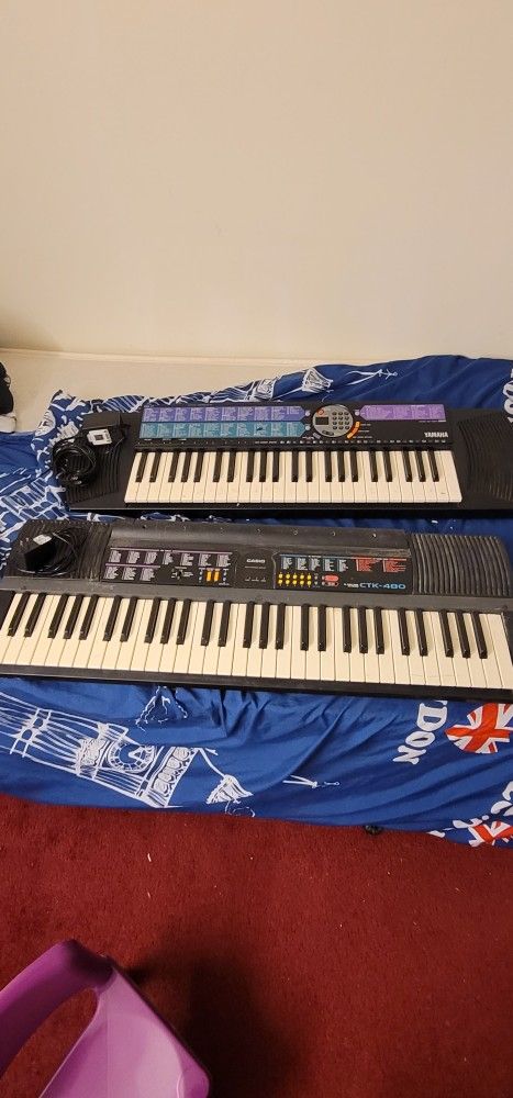 2 Piano Keyboards (Yamaha & Casio) good condition $50 each (come with power adapter)