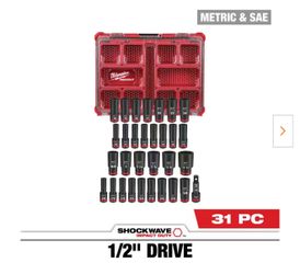 Milwaukee 31 piece shockwave 1/2