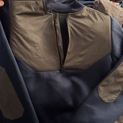 Under Armour Pull Over Navy