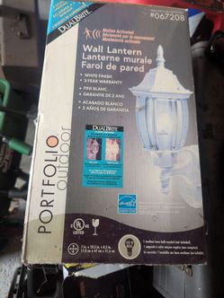 Outside wall light