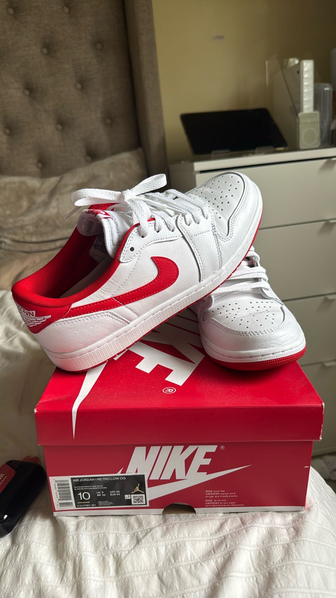 Air Jordan 1 Retro Low OG Size 10