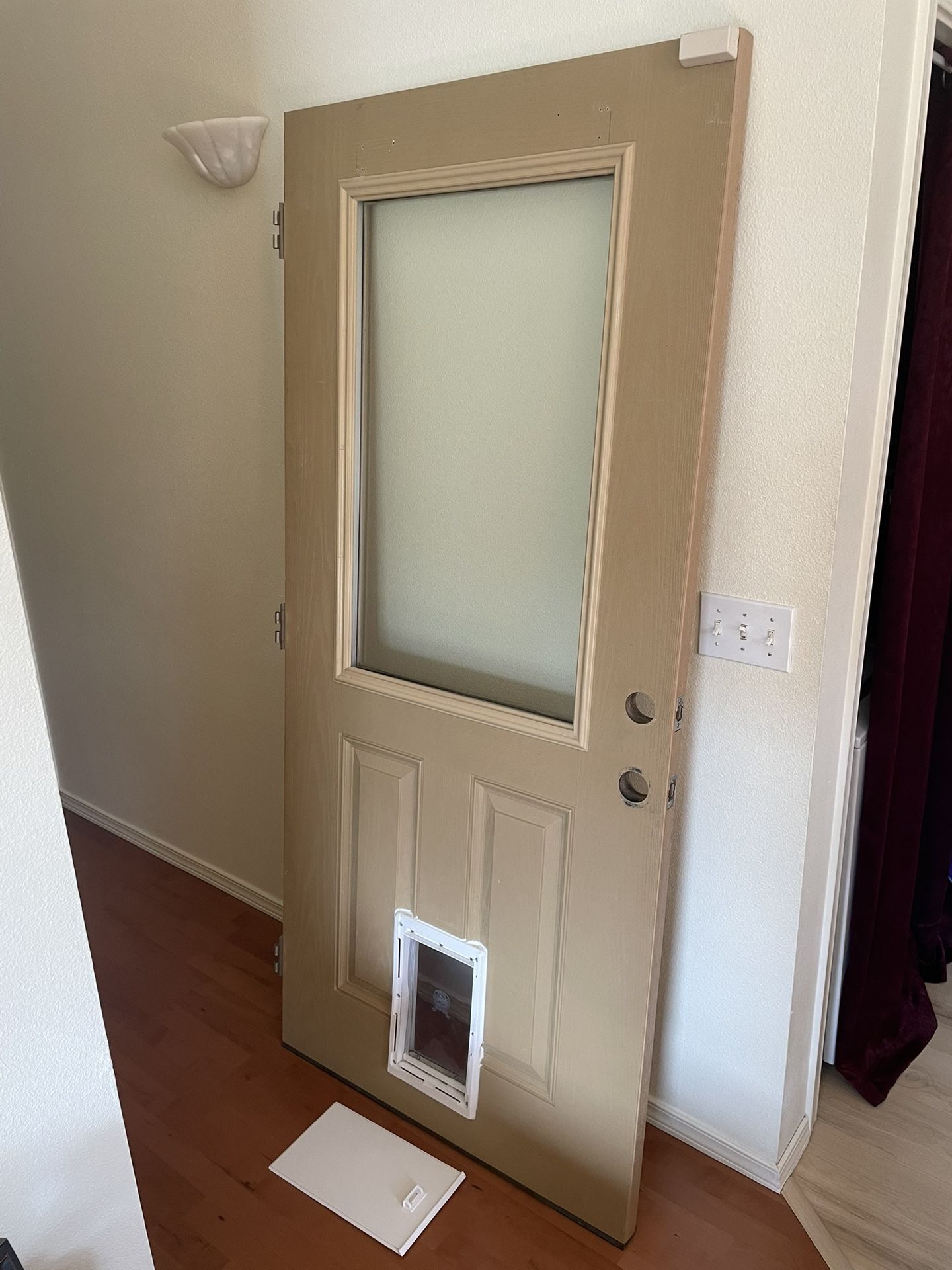 35.75”x79.5” Half Window Door With Doggy Door