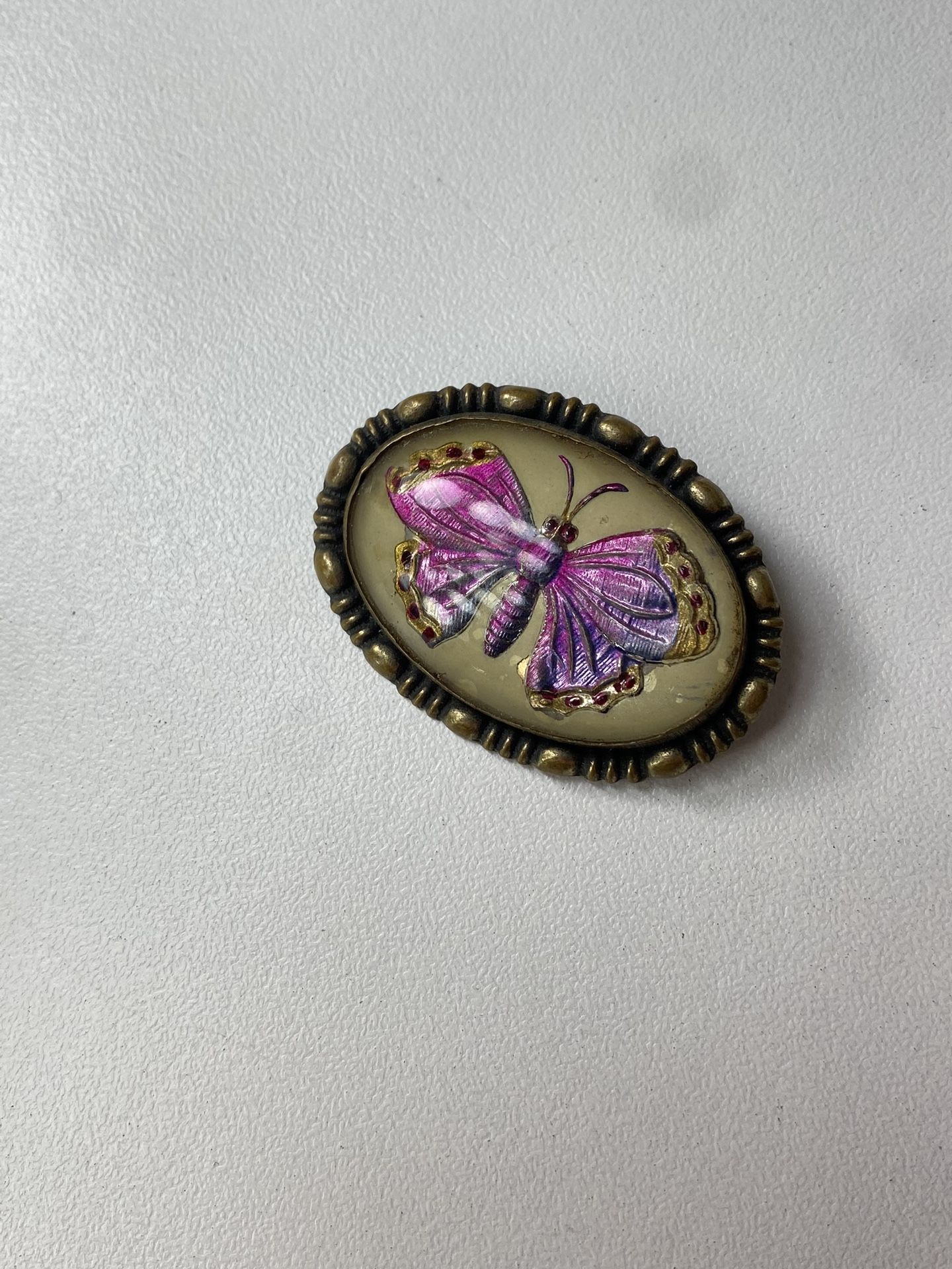 Vintage Butterfly Brooch Pin . Jewelry . Accessories 