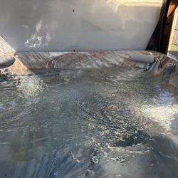 Hot Spot Luxury Hot Tub