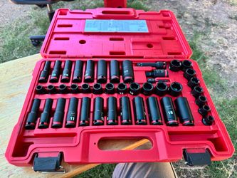 Milwaukee 43 pc 3/8 impact set complete