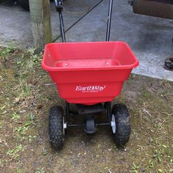 Earthway 80lb Spreader 