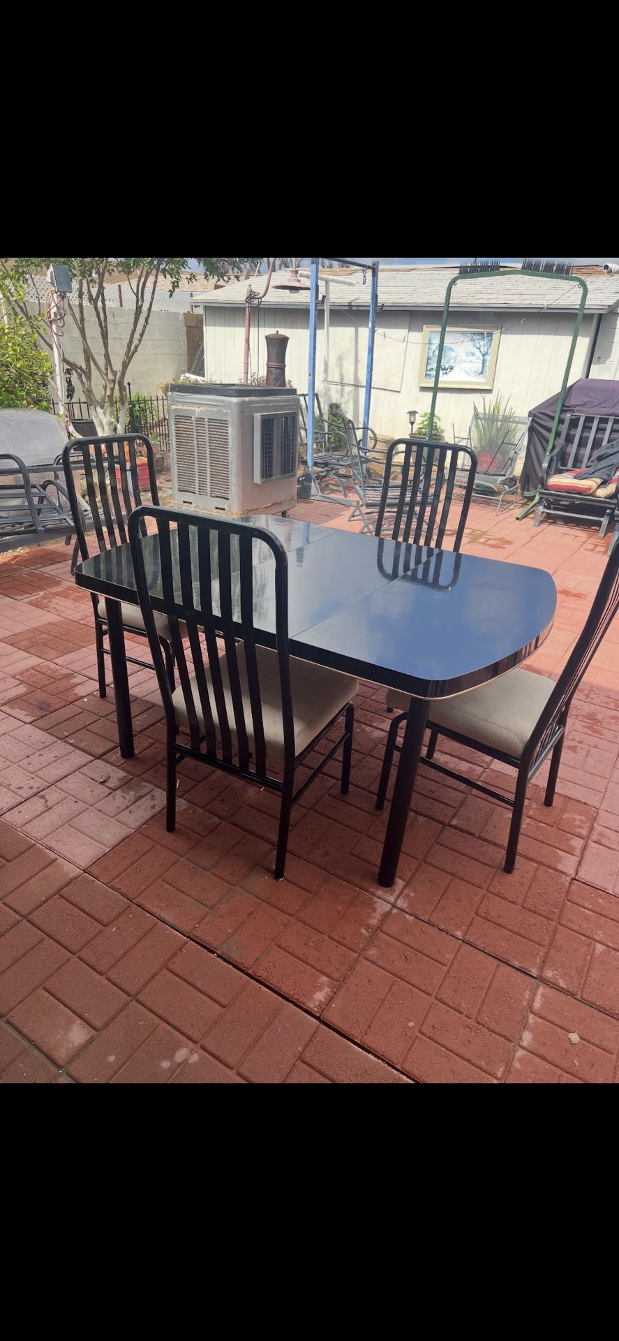 Table/ Mesa 