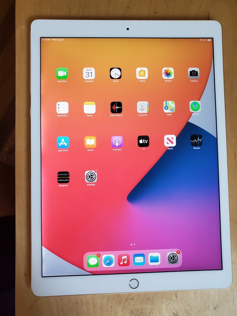 Apple iPad Pro 2nd Gen 64GB Wifi 12.9 in Gold