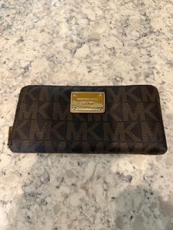 Michael Kors wallet