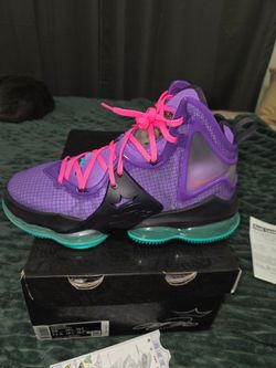 Nike LeBron  XIX 19 BNIB  Wild Berry Hyper Pink Size 10