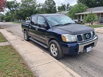 2006 NISSAN TITAN V8