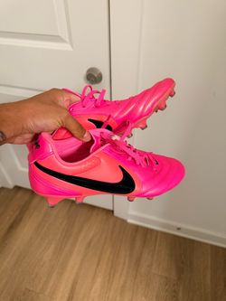 Nike Soccer Cleats Pink and Black  neon Tiempo ligeras