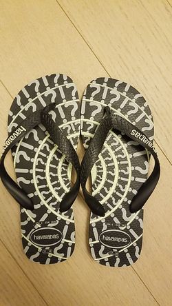 Haviannas Glow in the Dark flip flops